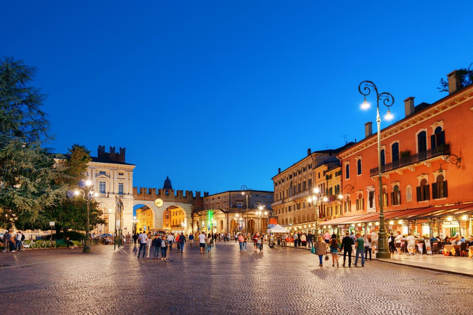 Appartamento Verona For You - Happy Rentals Екстер'єр фото